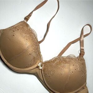 FEMINA Ignite Your Passion 42D Underwire Light Push Up Contoured Floral Lace Tan
